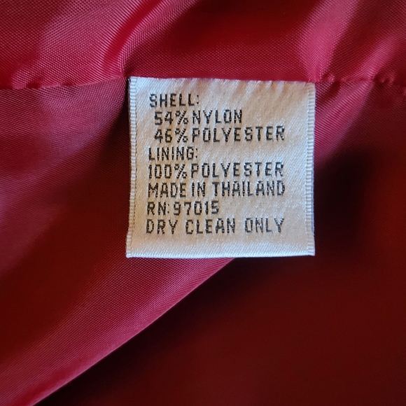 Larry Levine 2 piece Petite Suit - Picture 3 of 3